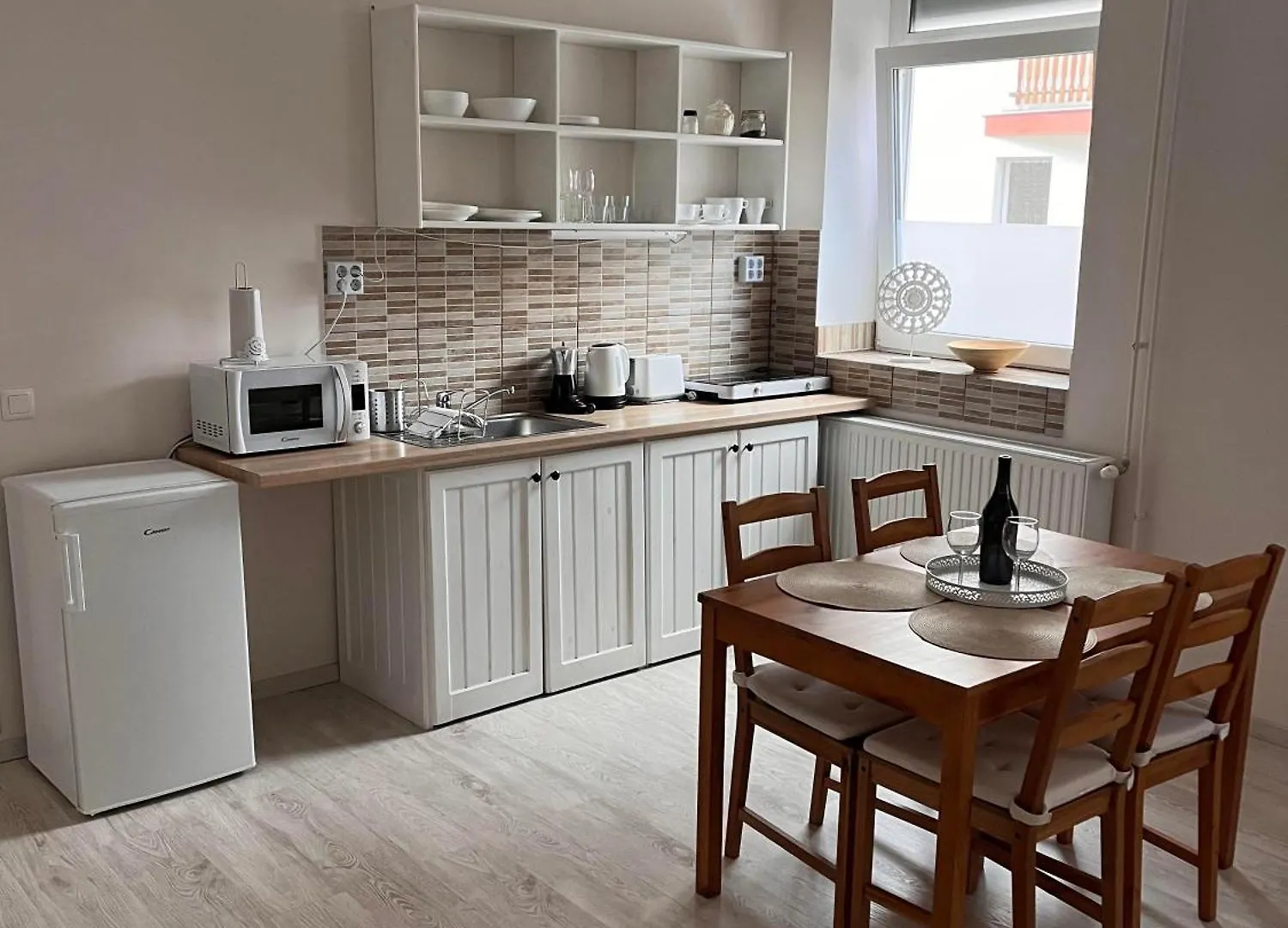 Pacsirta Apartmanhaz Eger 0*,