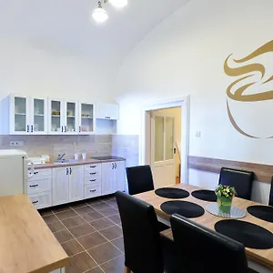 Apartment Foter, Eger